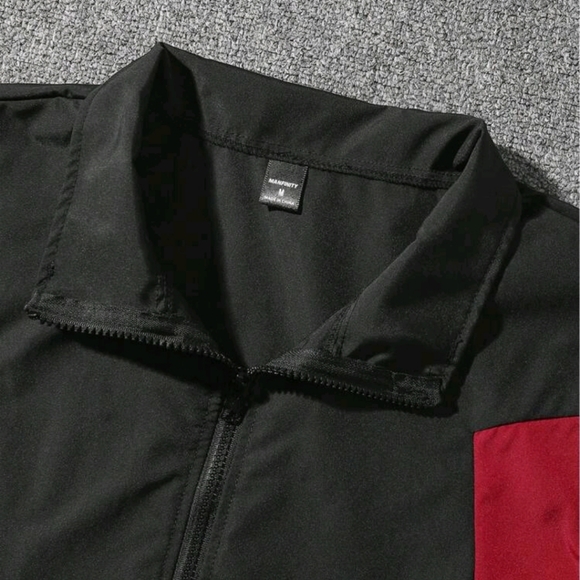 NEW! SPORTS JACKET COLOBLOCK - Picture 3 of 3